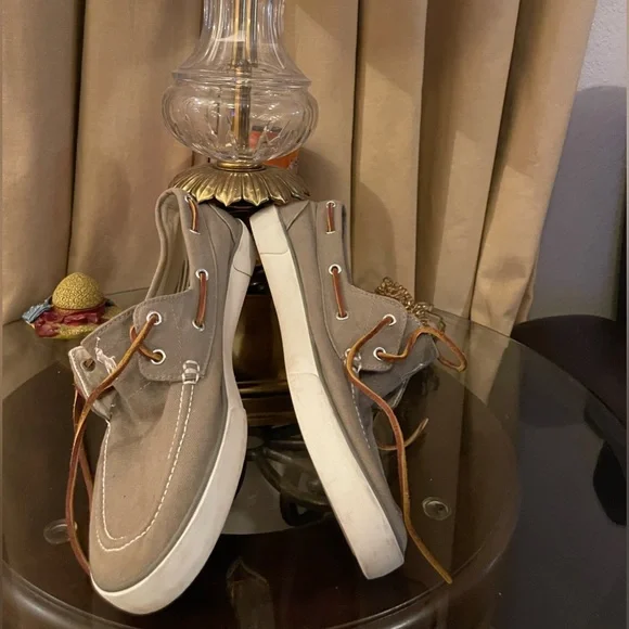 Polo By Ralph Lauren shoe size 11 1/2. Please check all picture of condition. - Picture 3 of 17